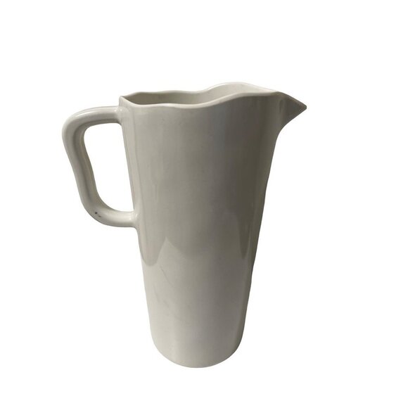 Rae Dunn Plastic Drink Pitcher - Picture 2 of 5